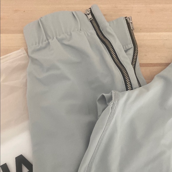 ZYIA Gray Everywhere Zipper Jogger - Picture 3 of 5